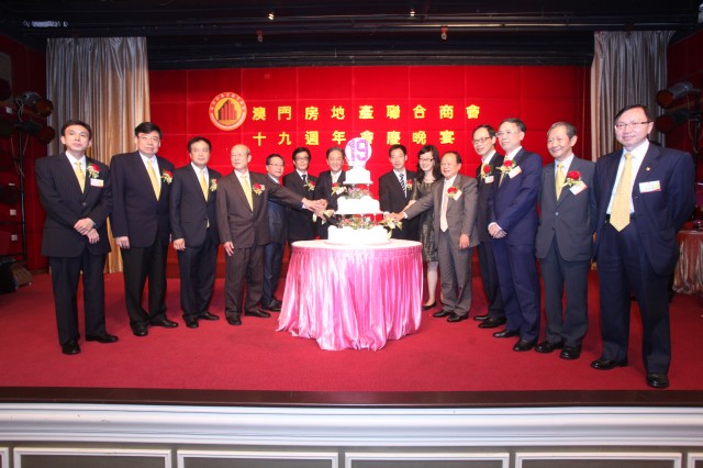 19������c